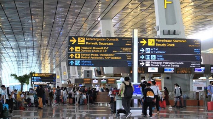 Penutupan Bandara Soekarno-Hatta Diperpanjang hingga 17.30 WIB akibat Abu Anak Krakatau